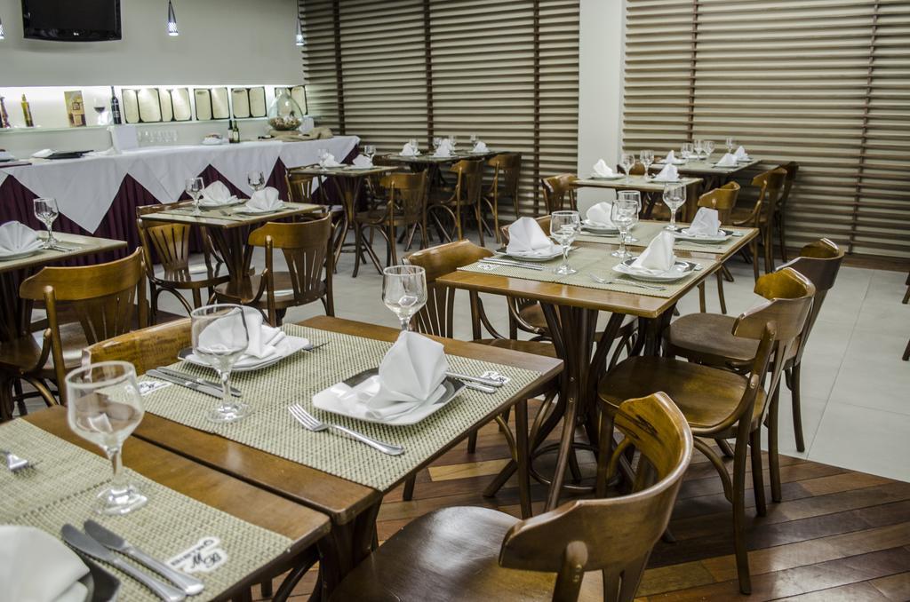 Mont Blanc Apart Hotel - דוקה דה קשיאס מראה חיצוני תמונה