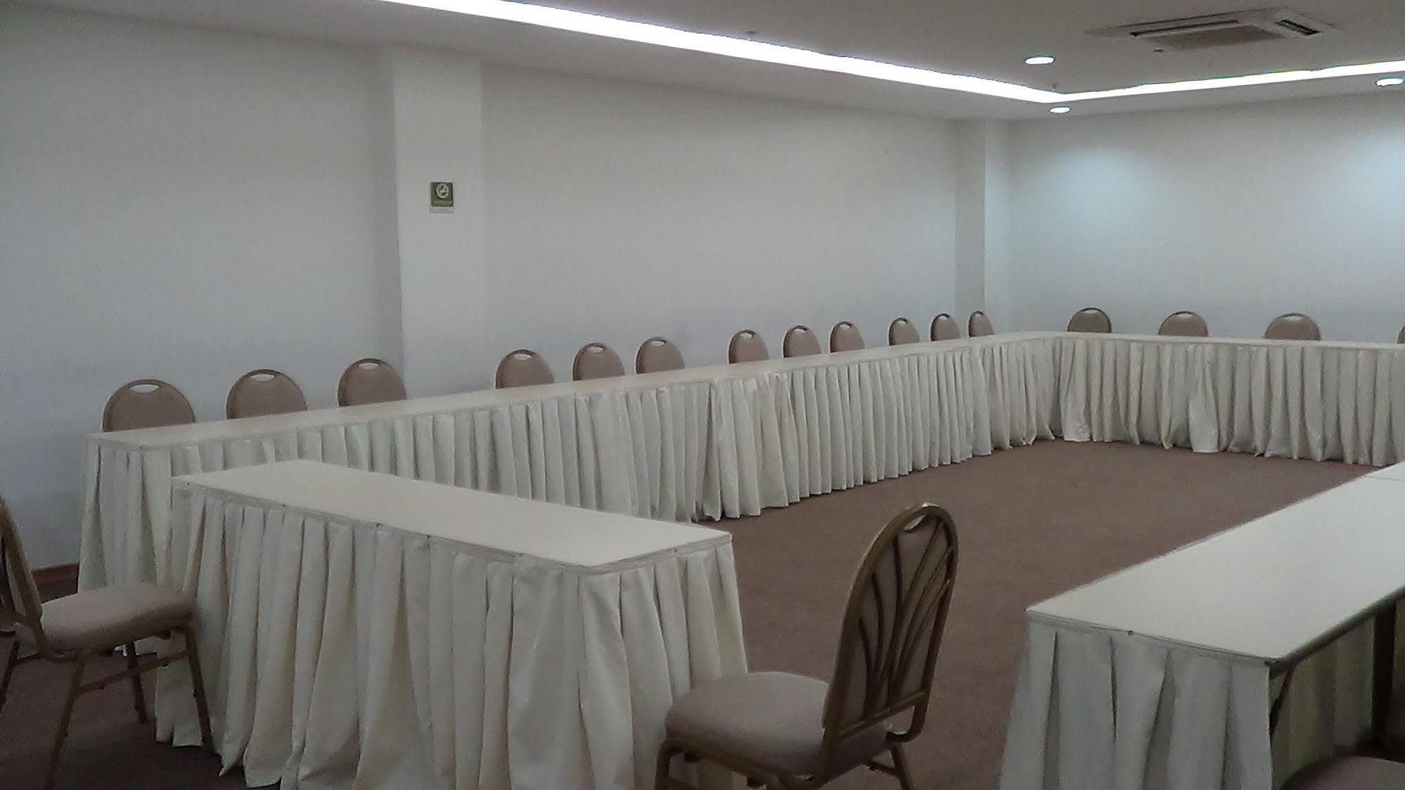 Mont Blanc Apart Hotel - דוקה דה קשיאס מראה חיצוני תמונה